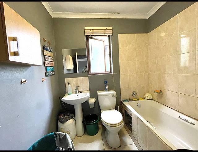2 BEDROOM APARTMENT FOR SALE IN MONTCLAIR